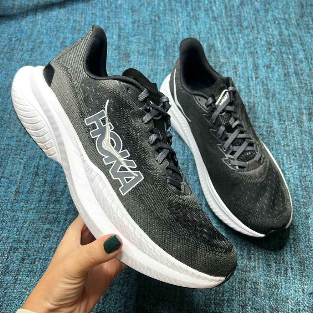 Hoka One One Mach 6 Running Shoes in Black White Men's Size 11.5 D Sneakers